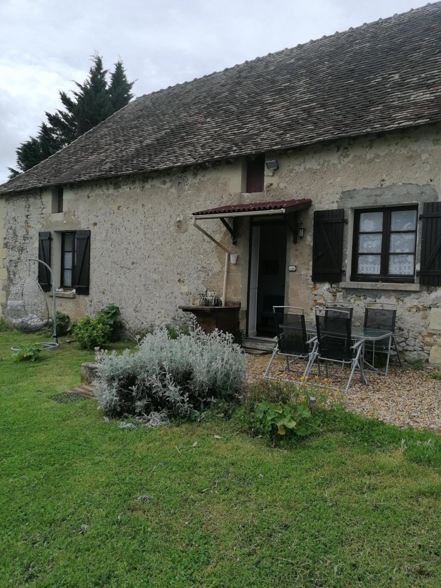 Charmante Maison, Calme Et Nature A La Roche Posay Villa Bagian luar foto